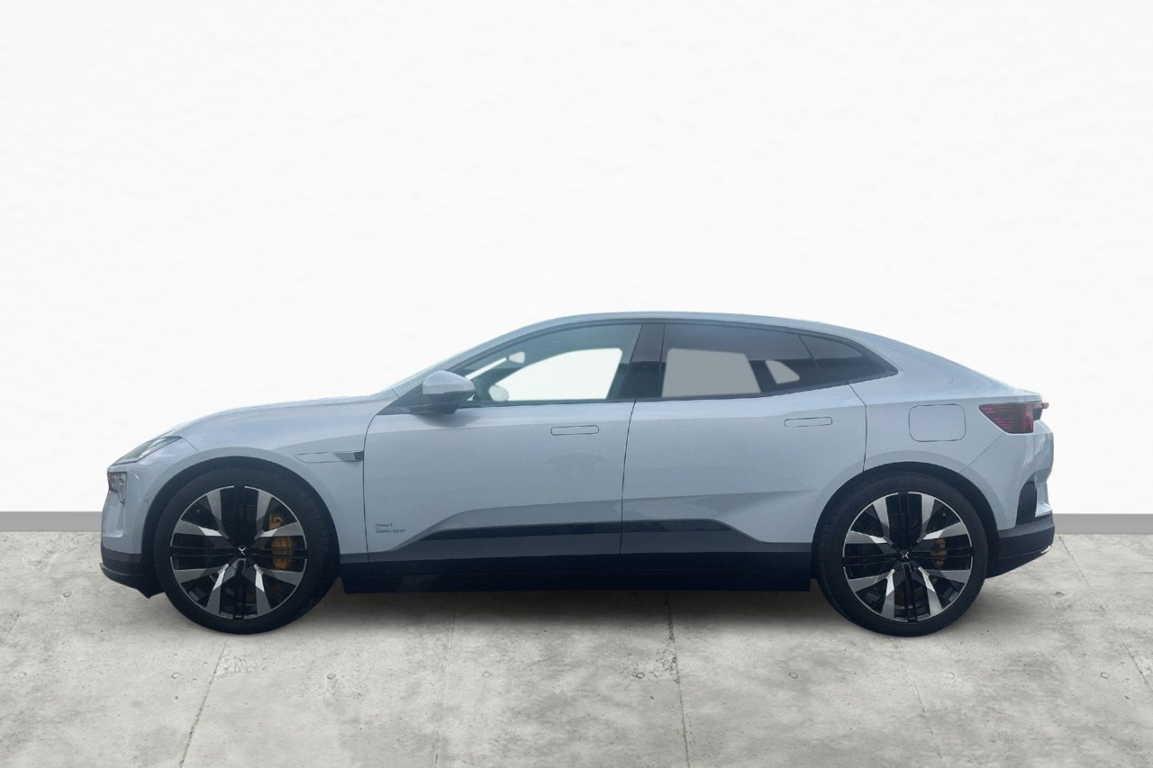 Polestar 4 2025