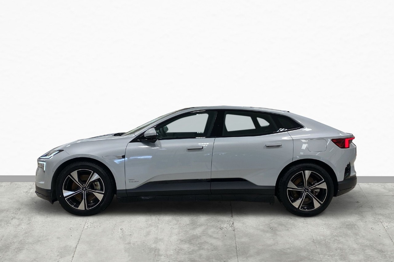 Polestar 4 2025